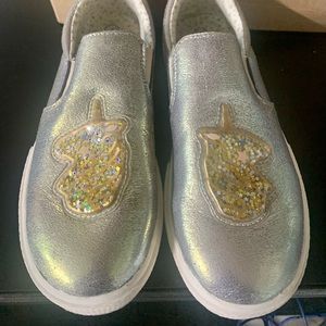 Cat & Jack girl unicorn shoes